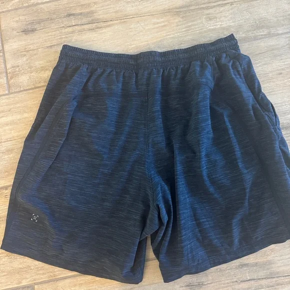 Mens Lululemon Shorts XL linerless 7” - Picture 5 of 9